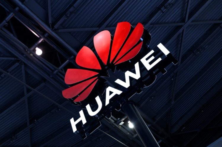 The US Commerce Department confirmed that it has revoked some licenses allowing companies to ship tech to sanctioned Chinese telecommunications giant Huawei. ©AFP