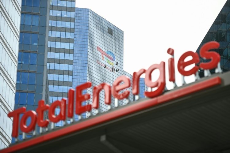 TotalEnergies is accused of involuntary manslaughter and non-assistence to people in danger. ©AFP